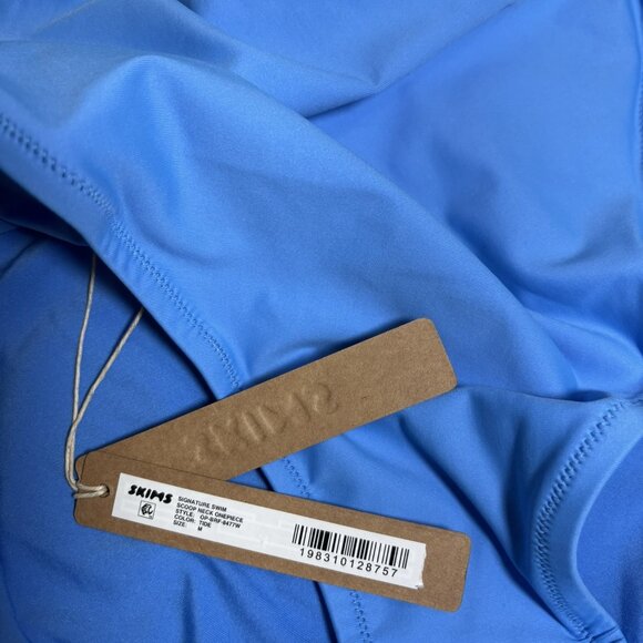 NWT SKIMS Signature Swim Tide Scoop Neck one piece swimsuit Sz M - Picture 8 of 9